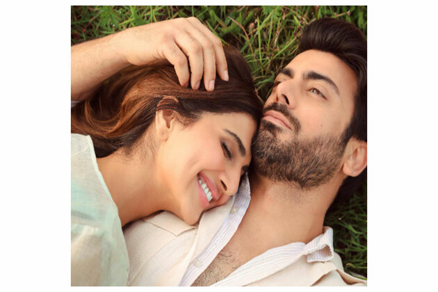 'Abir Gulaal' teaser drops: Fawad Khan, Vaani Kapoor's chemistry sends fans into frenzy