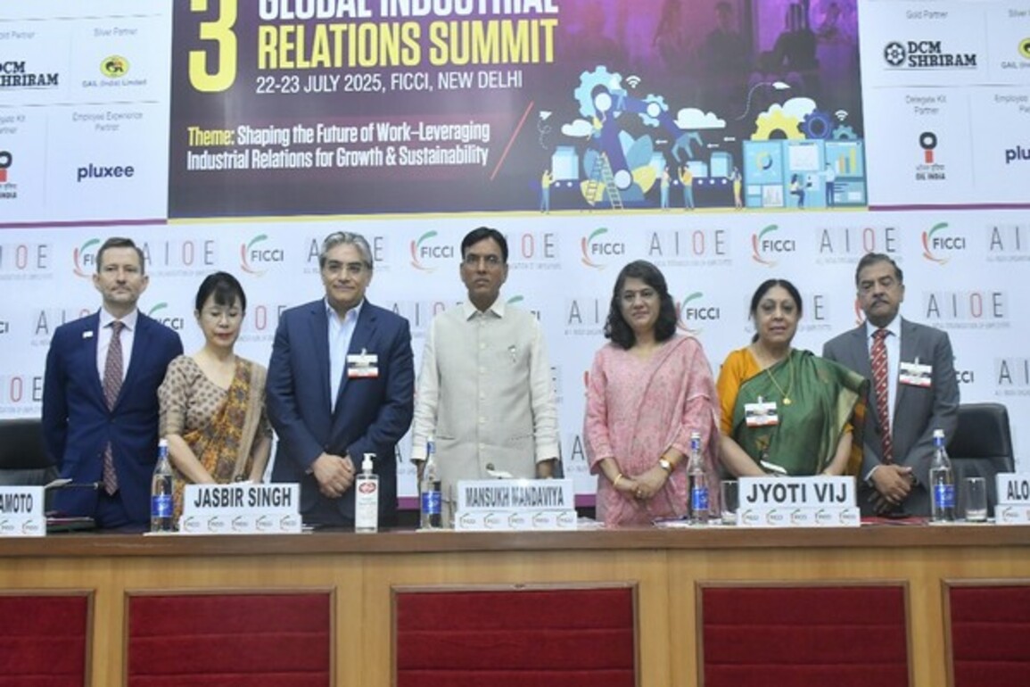 Technology won't replace workforce, assures Labour Minister Mandaviya