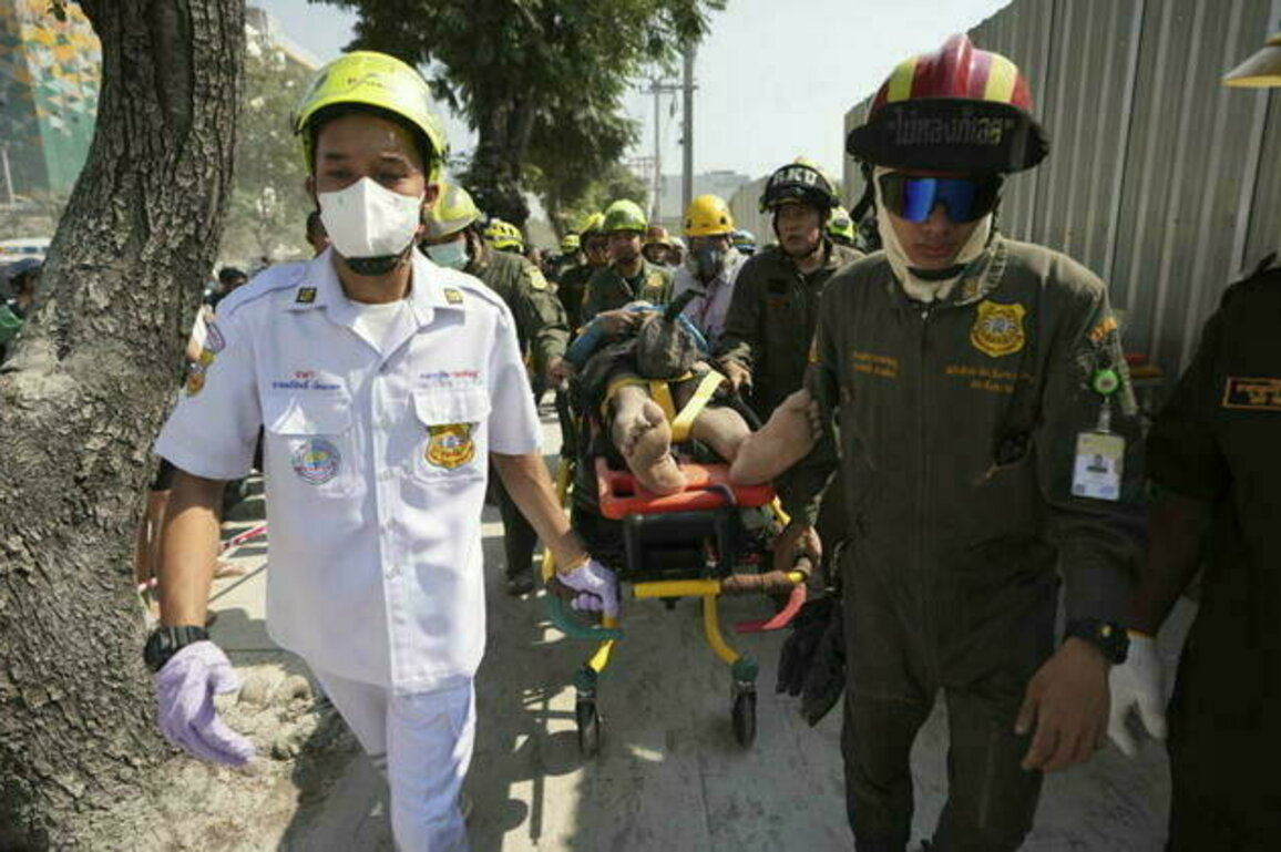 Major quake rocks Thailand and Myanmar, Bangkok skyscraper collapses