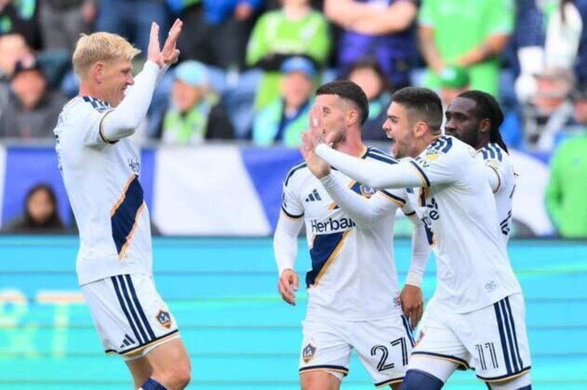 Galaxy finally find way to notch road win vs. Sounders