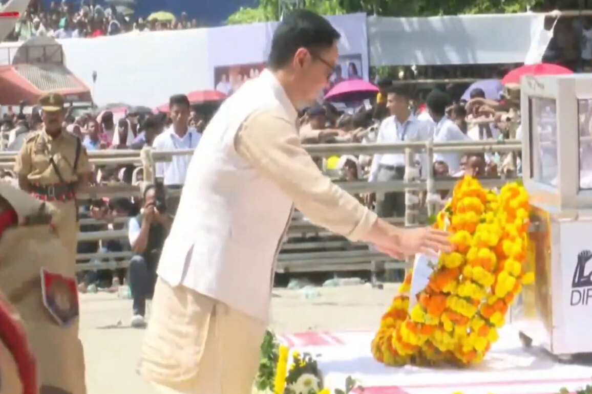 Union Minister Kiren Rijiju pays heartfelt tribute to Zubeen Garg