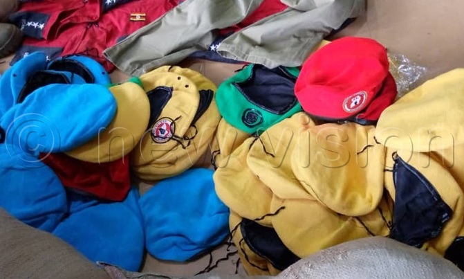 Public cautioned against wearing patented army designs Public cautioned against wearing patented army designs