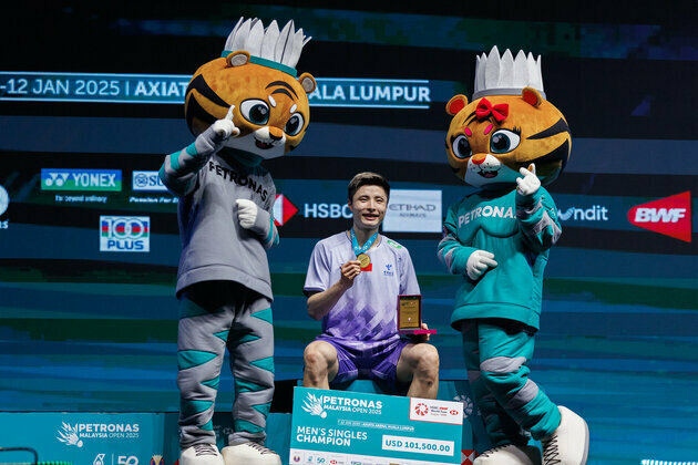 Shi Yuqi wins only title for China at BWF World Tour Malaysia Open