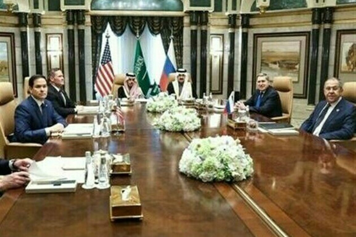 Lavrov Holding Meeting with Top US Diplomat in Kuala Lumpur