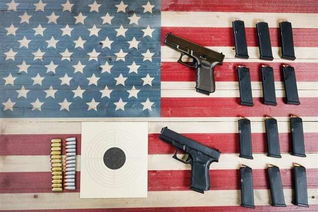 1 &#1616;Dead, 7 Injured in Oakland Shooting