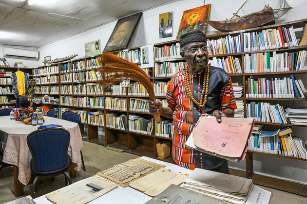 (Hello Africa) Cameroonian prince wields pen as sword for African renaissance