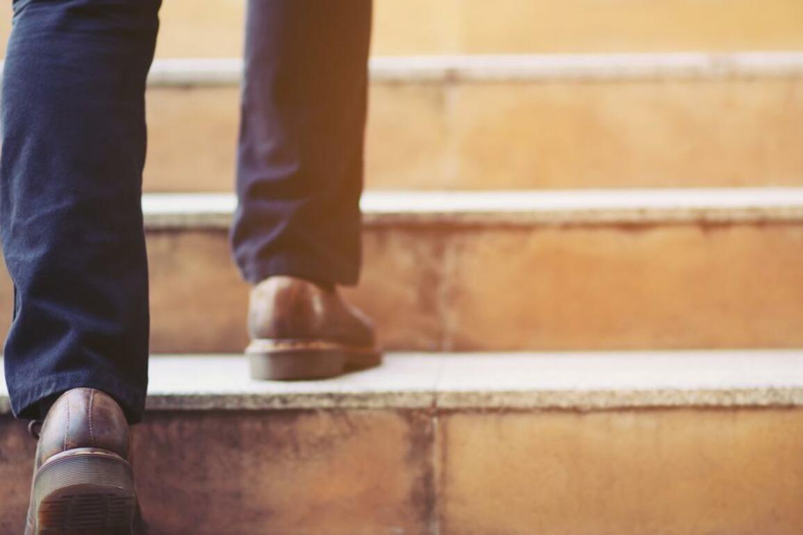 How a skin cancer symptom could be spotted walking up stairs