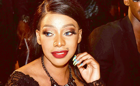 Bad Black obubaka obulumba Gavumenti yabuyisizza mu katambi Bad Black obubaka obulumba Gavumenti yabuyisizza mu katambi