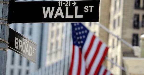 U.S. stock markets retreat ahead of weekend