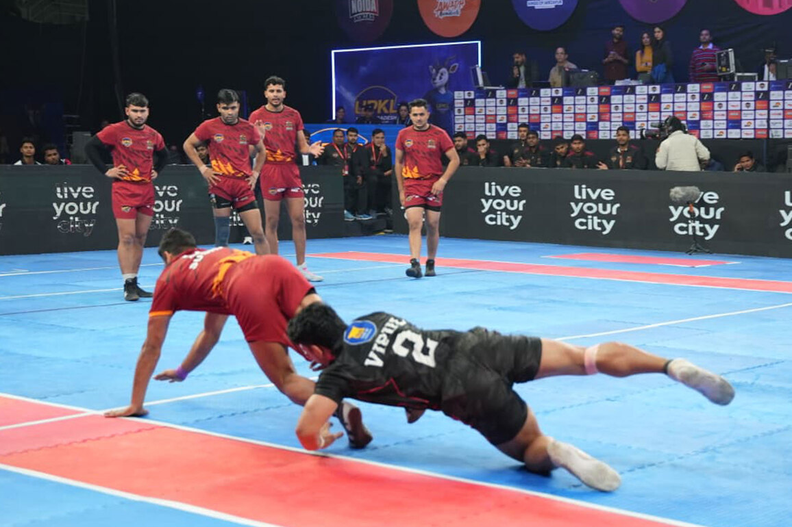 Ganga Kings and Gazab Ghaziabad register crucial wins on a competitive matchday
