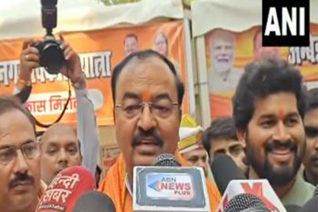 "Congress and Samajwadi party are automatic lying machines": UP Deputy CM Maurya