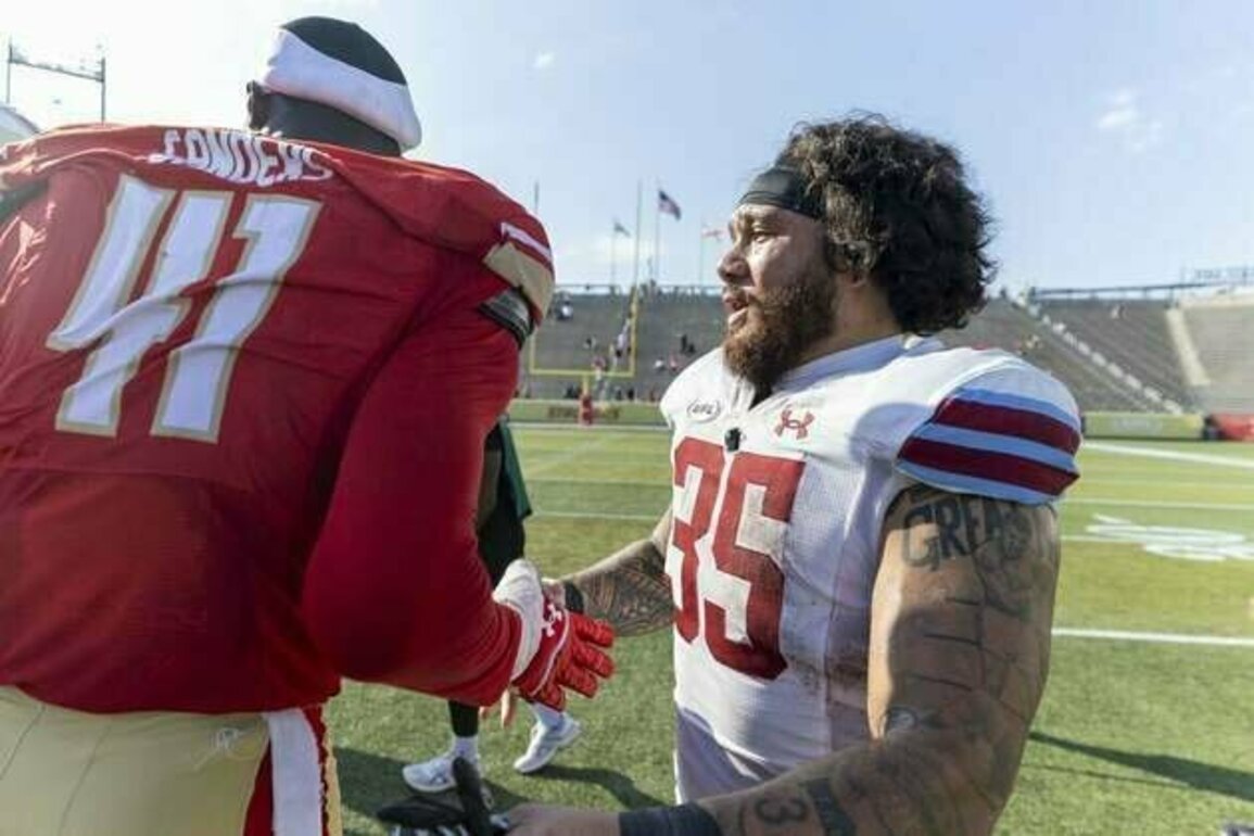 Browns sign RB Toa Taua, UFL leader in TD runs