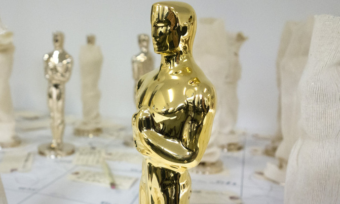 'La La Land' ties record with 14 Oscar nominations 'La La Land' ties record with 14 Oscar nominations