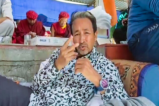 SC adjourns for October 15 Sonam Wangchuk's wife plea against detention