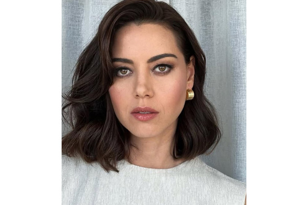 Aubrey Plaza expecting first baby a year after husband Jeff Baena's death