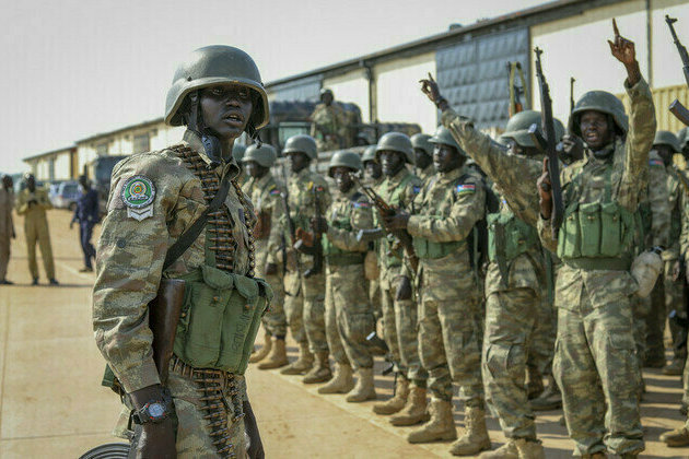 US orders staff to leave African state
