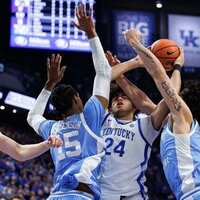 Derek Dixon's layup leads No. 16 UNC past No. 18 Kentucky