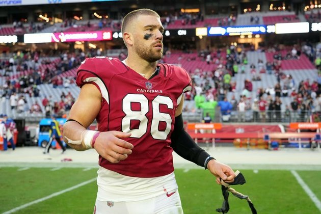 Cardinals TE Zach Ertz had surgery to repair ACL, MCL