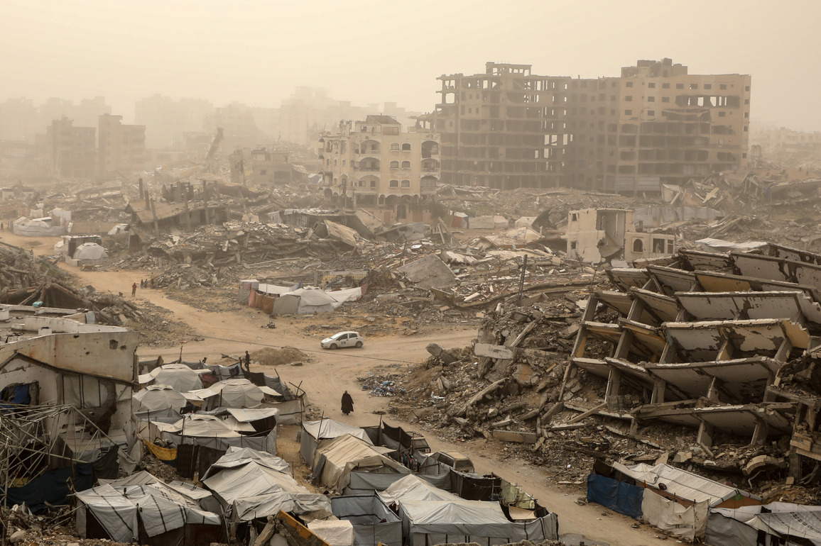 MIDEAST-GAZA-DUST STORM