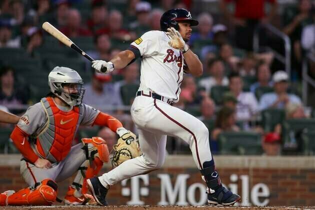 Braves riding tandem backstops, bid to deal Giants seventh straight loss