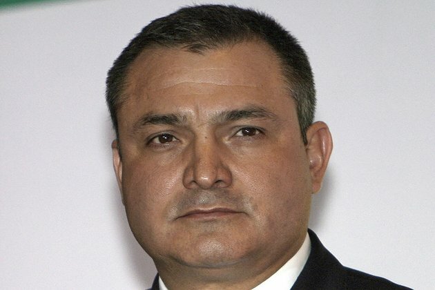 Former Mexican security chief accused of taking cartel bribes