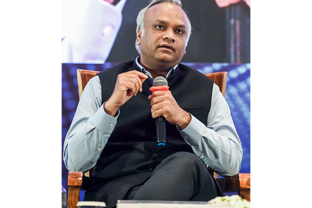 Strict action against establishments serving alcohol to minors, says Karnataka Home Minister Priyank Kharge
