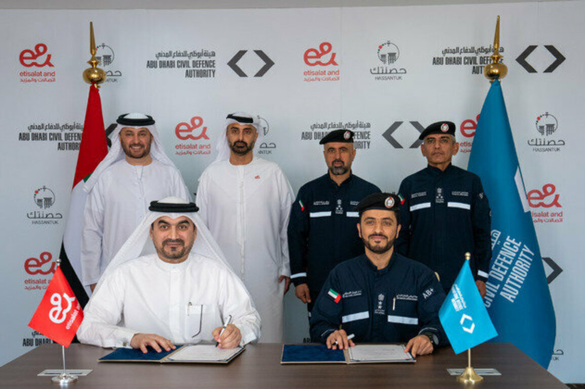 Abu Dhabi Civil Defence Authority, e& to activate early fire detection systems in homes