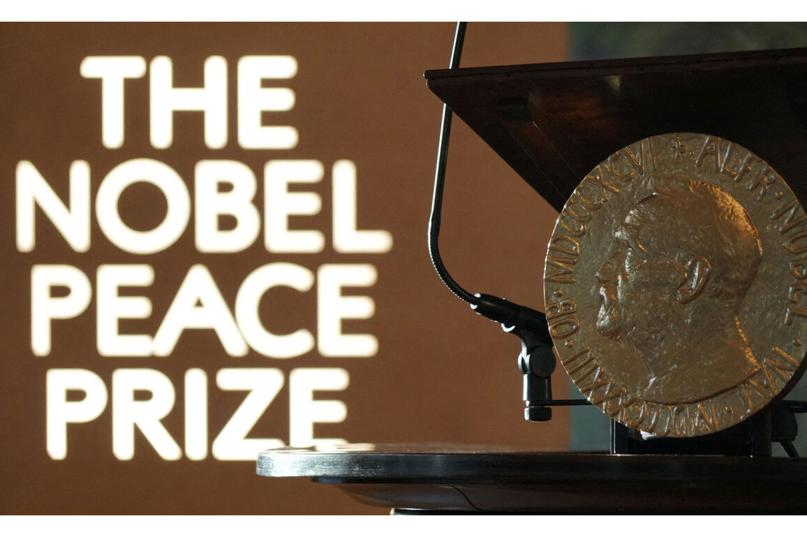 'A prize cannot even symbolically be passed on', says Nobel Foundation