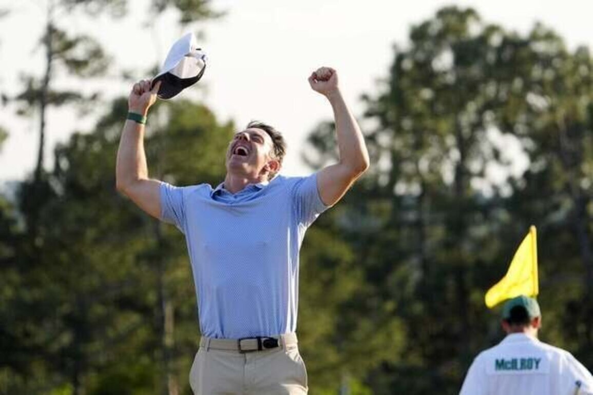 McIlroy becomes 4th player to successfully defend Masters title 