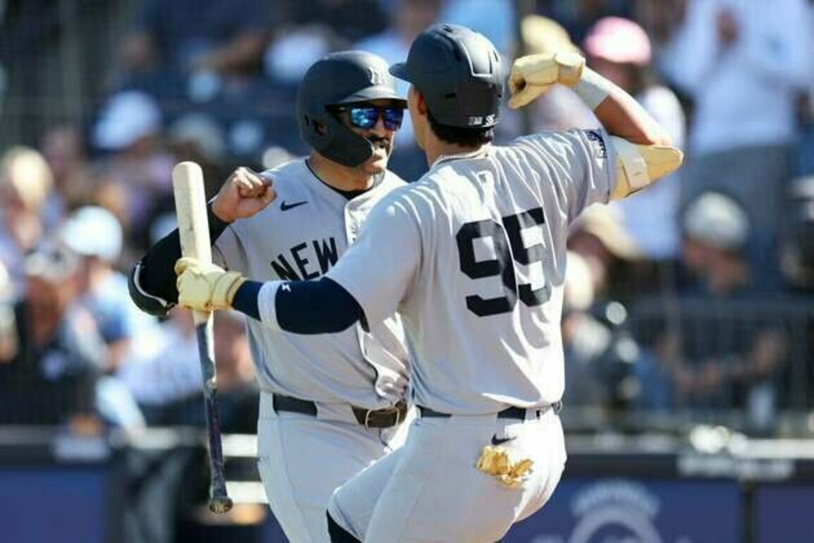 Rays rally in 9th, hit walk-off HR in 10th to stun Yanks