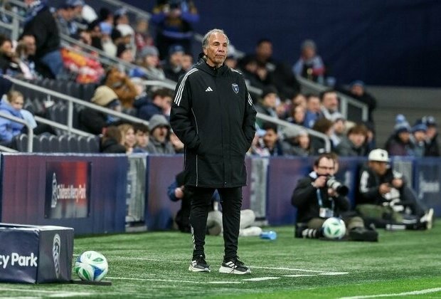 Minnesota United looks to end Quakes' surprising start