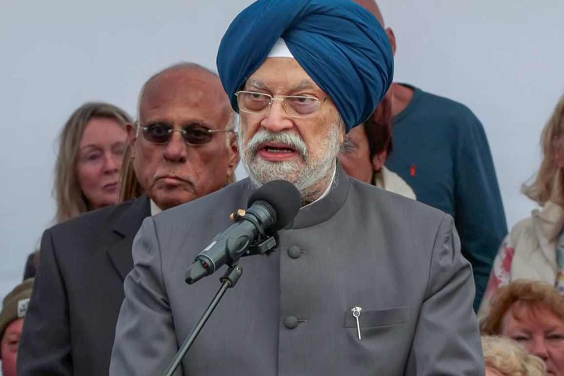 Union Minister Hardeep Singh Puri highlights India's growth to 132 Compressed Bio Gas plants