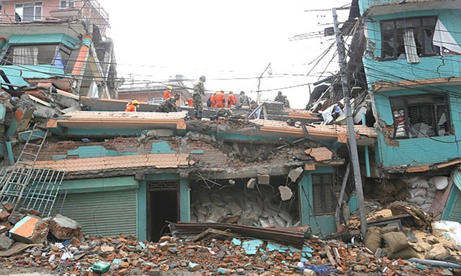 Why is it dangerous after an earthquake? Why is it dangerous after an earthquake?