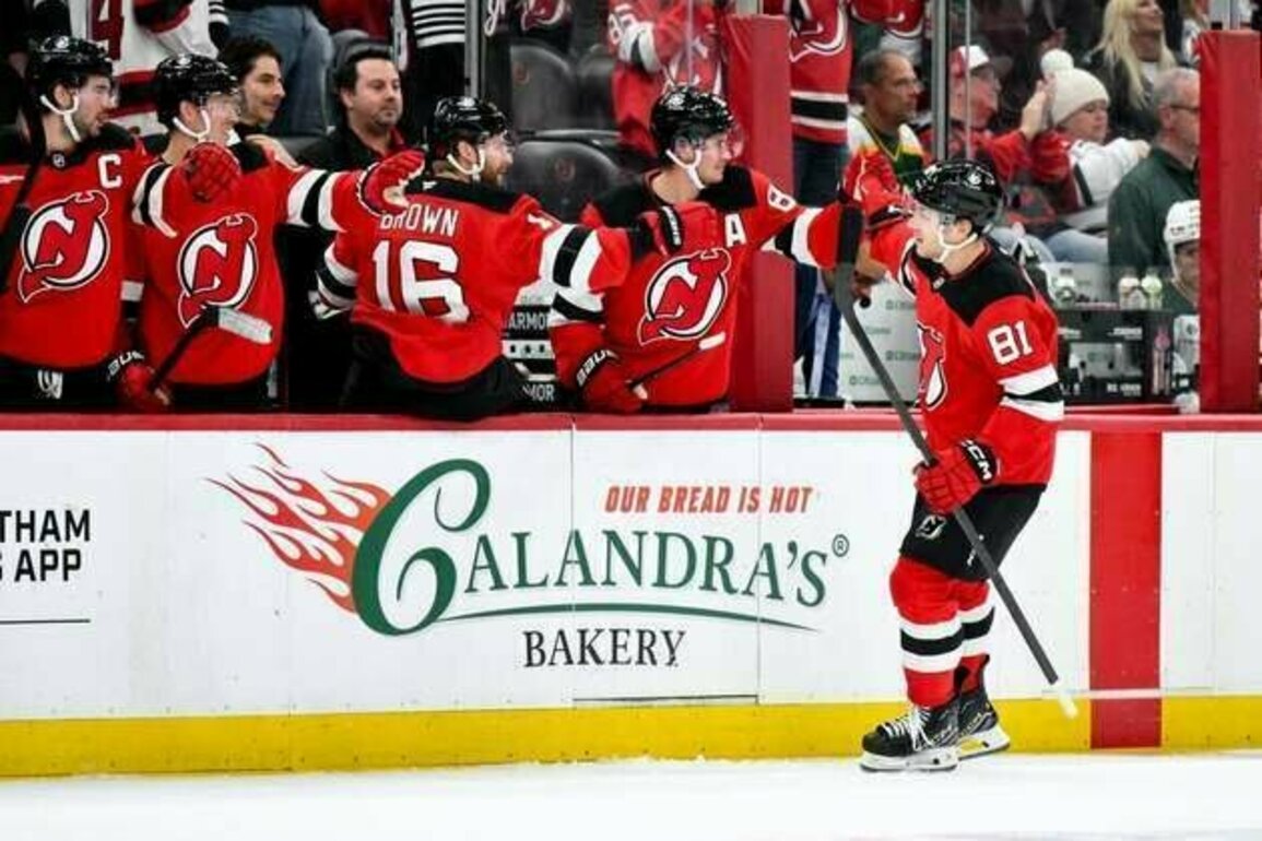 Fresh off 1st win, Sharks out to halt Devils' lengthy streak