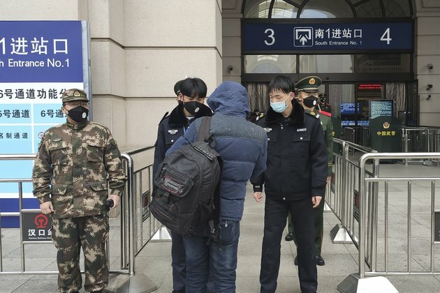 Residents Cope, Flee as Coronavirus Locks Down China&#039;s Wuhan
