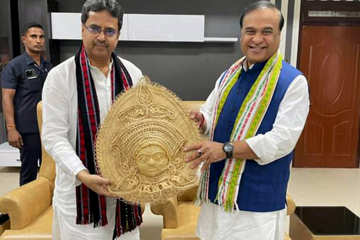 Tripura CM congratulates Himanta Biswa Sarma on being elected as NDA Legislature Party leader in Assam