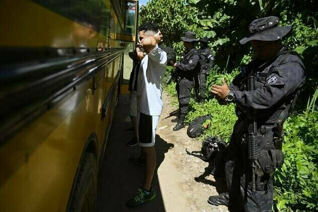 El Salvador: Police Officers Speak Out About Abuses