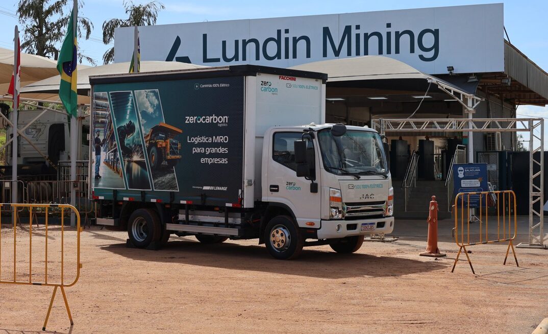 caminhão elétrico da Lundin Mining Brasil em Alto Horizonte