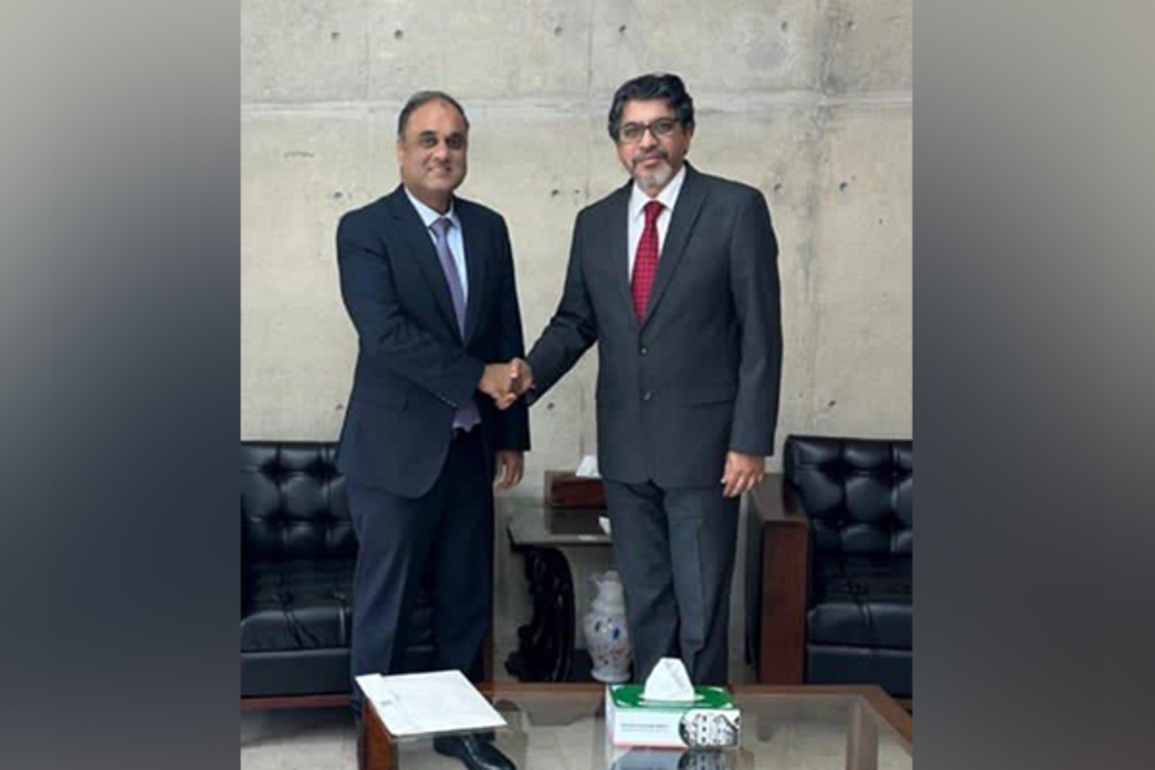 Bangladesh, Pakistan officials hold meetings to discuss bilateral ties