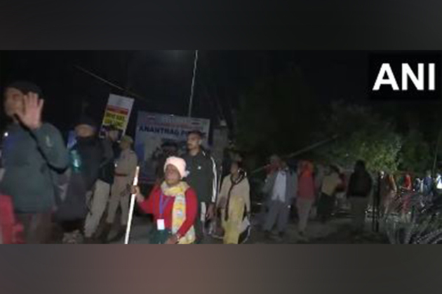 10th batch of devotees departs for Amarnath Yatra from Pahalgam's Nunwan base camp