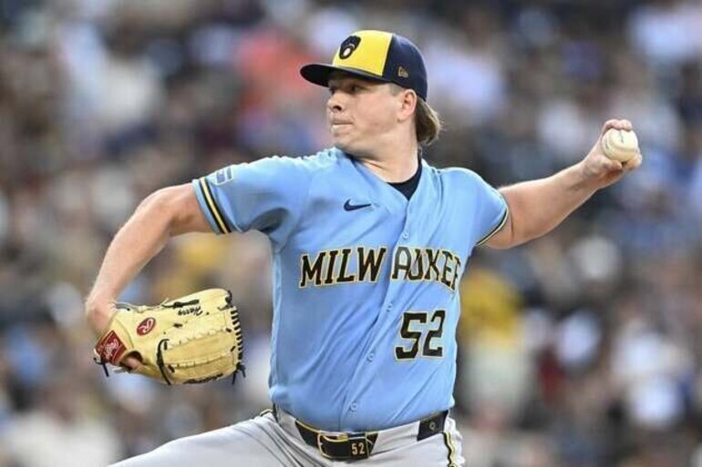 Brewers continue march toward MLB's best record vs. improving Mets