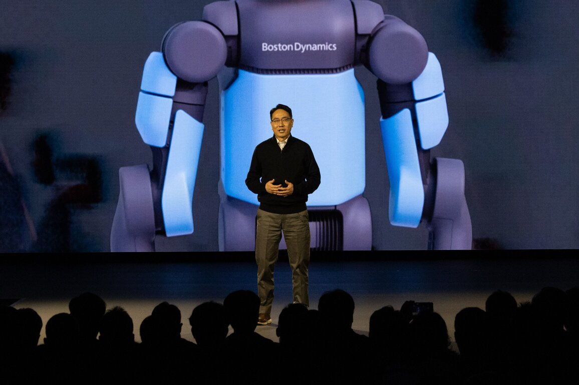 Hyundai’s robot plans spark job fears among Korean workers
