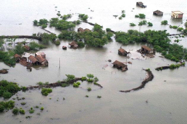 Pakistan: Punjab faces severe flood threat as Sutlej, Ravi, Chenab rivers swell