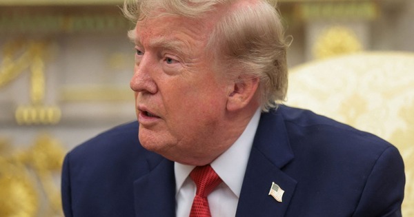 Trump announces "biggest oil deal in world history" with Venezuela