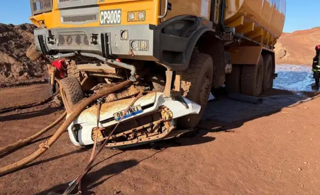 Trabalhador foi esmagado na cabine de caminhonete