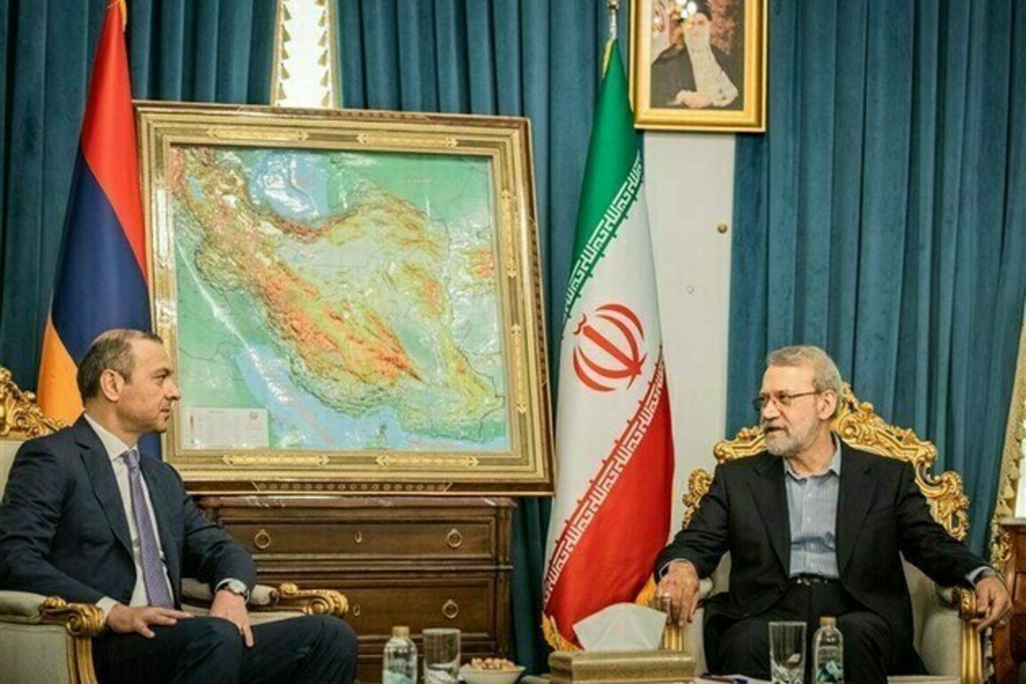 Iran Opposes Any Geopolitical Change in Region: Larijani