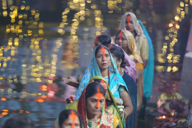 Chhath concludes in Nepal with offerings to rising sun