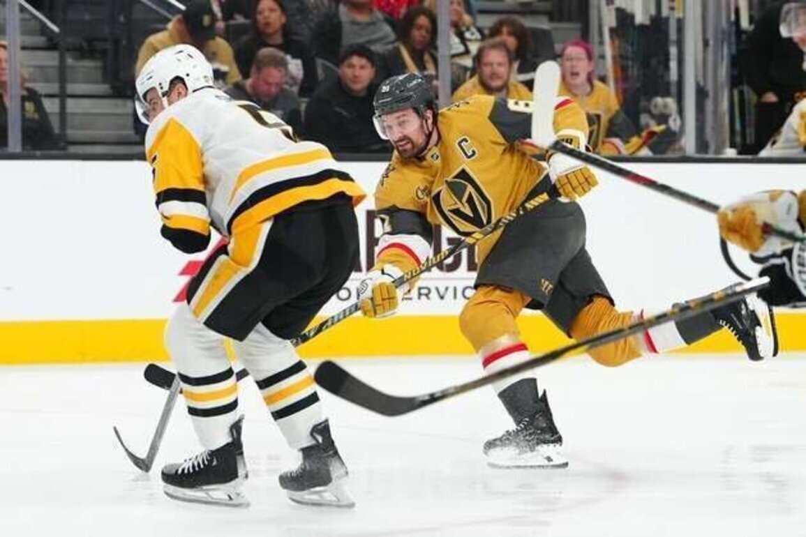 Golden Knights, boosted by Mark Stone's return, take aim at Blackhawks