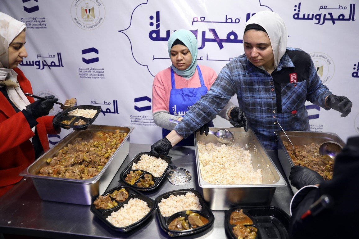 EGYPT-CAIRO-FREE RAMADAN MEAL