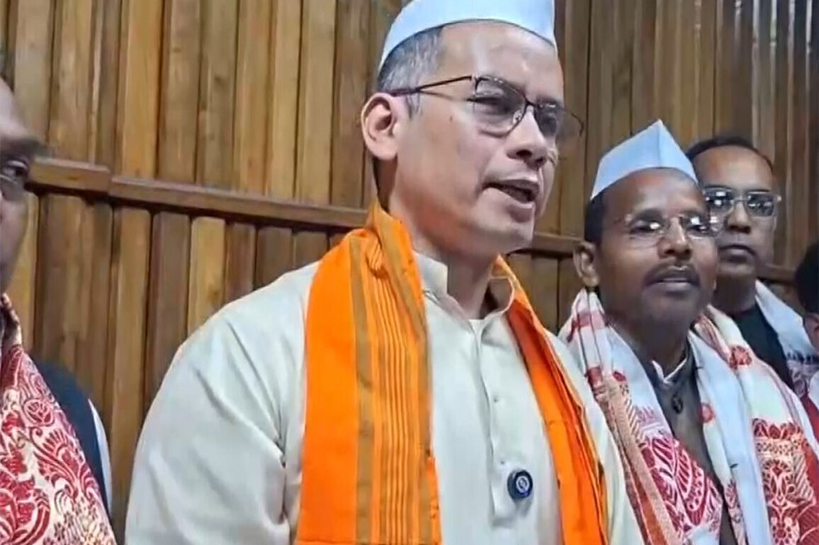 "Throw away corrupt government of Himanta Biswa Sarma": Gaurav Gogoi ahead of Assam Assembly polls